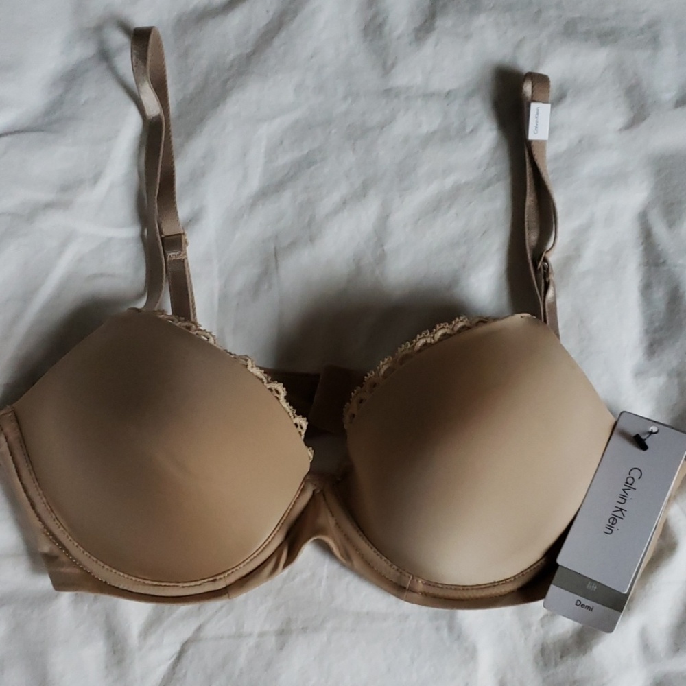 Calvin Klein Demi Bra